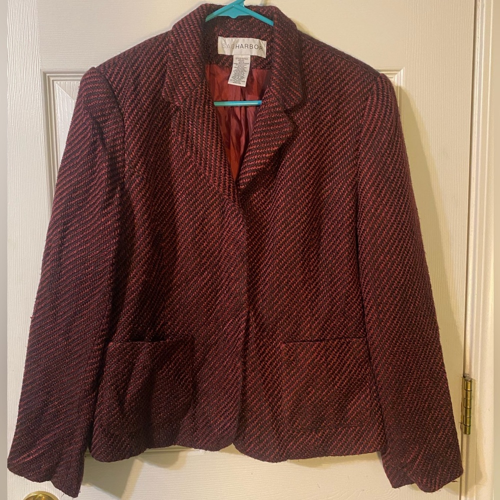Sag Harbor Maroon‎ Textured Blazer